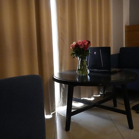 Mazeki Addis Boutique Hotel Ngoại thất bức ảnh