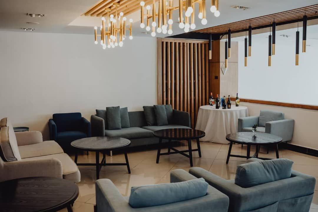 Mazeki Addis Boutique Hotel Ngoại thất bức ảnh